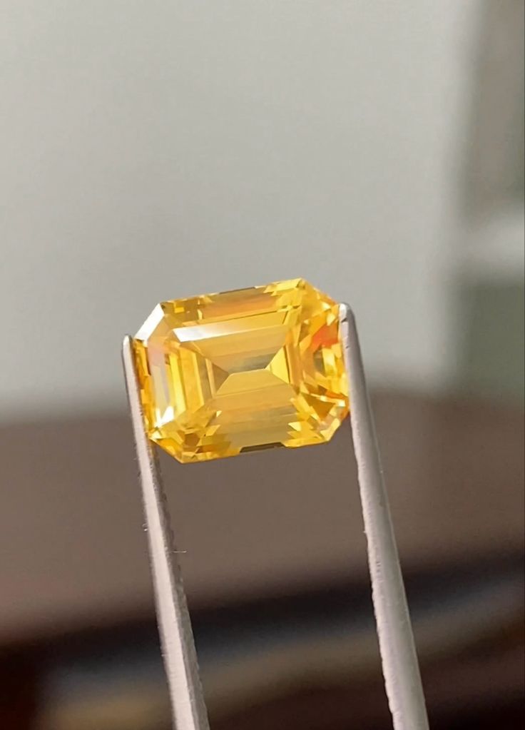 Pukhraj (Yellow Sapphire)